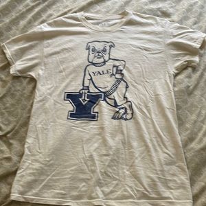 Yale University T-Shirt